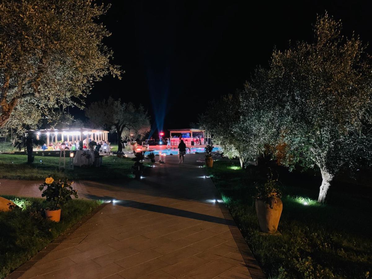 Agriturismo Il Castagneto Padula Exterior photo