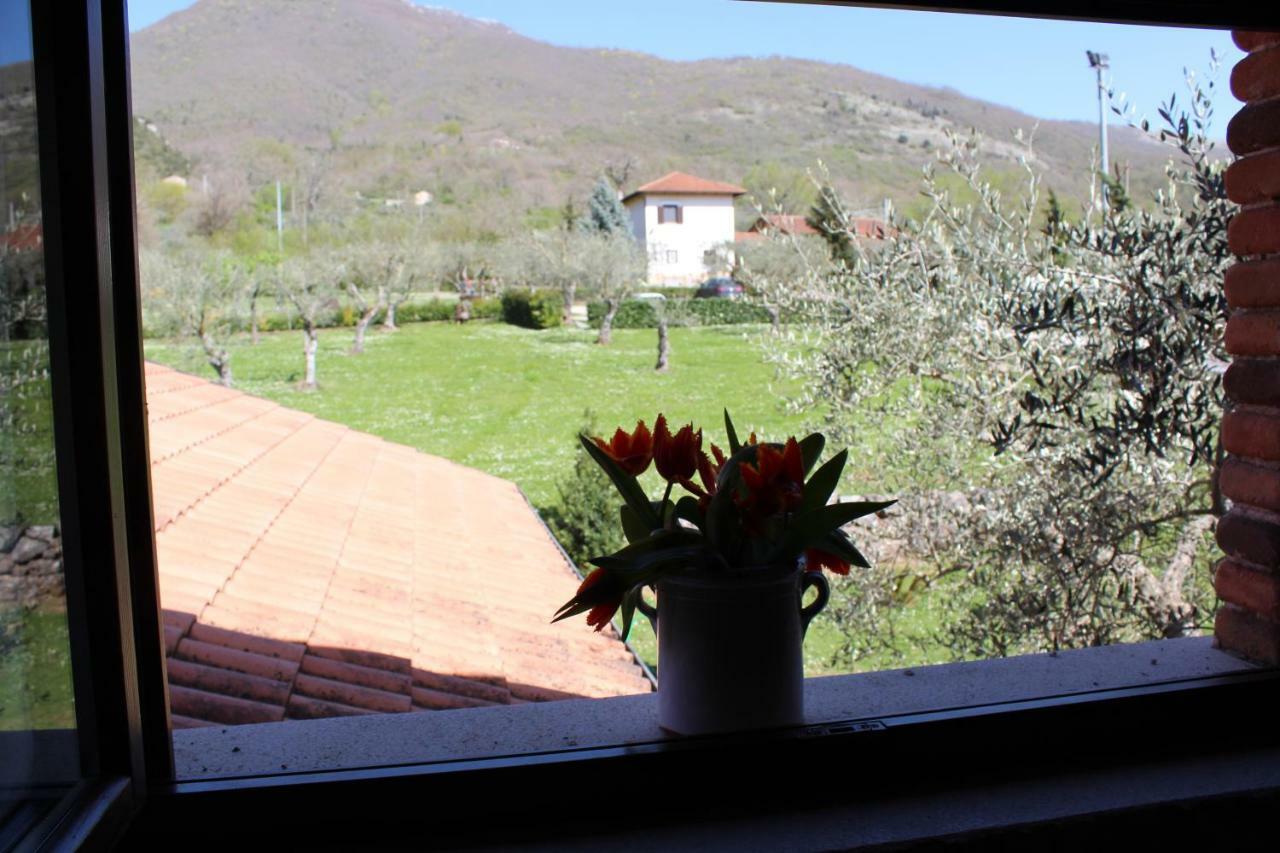 Agriturismo Il Castagneto Padula Exterior photo