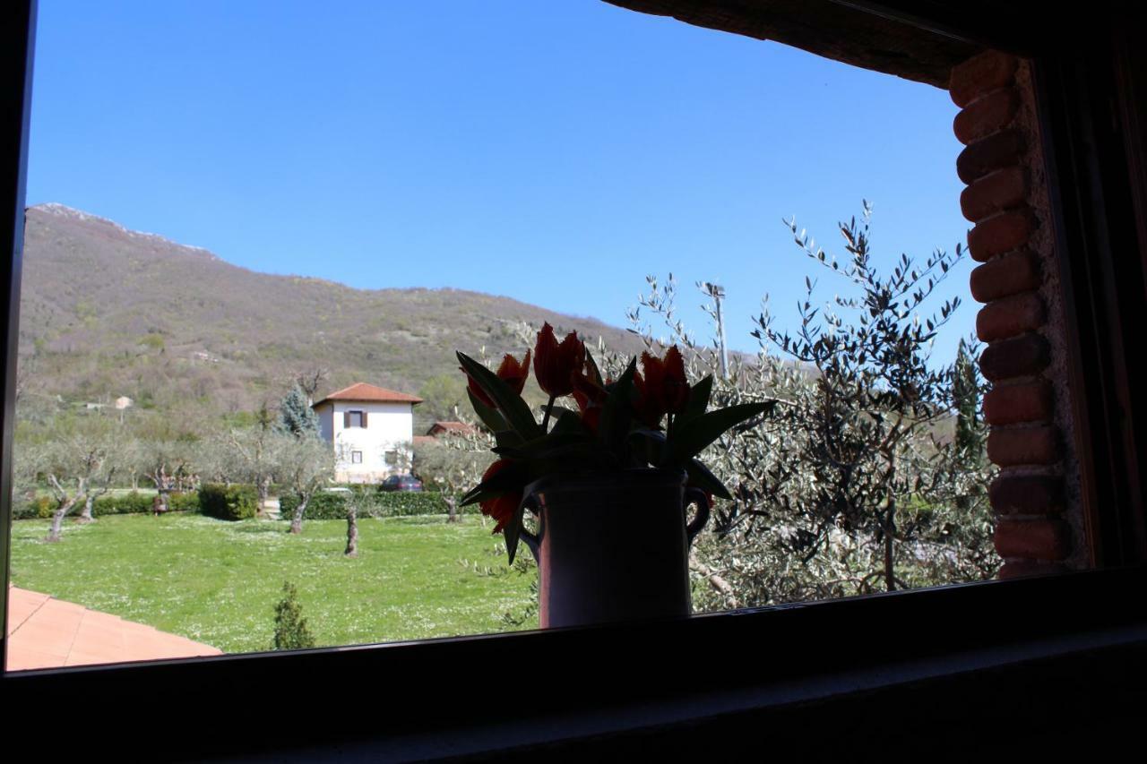 Agriturismo Il Castagneto Padula Exterior photo