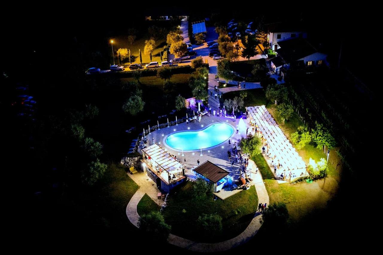Agriturismo Il Castagneto Padula Exterior photo